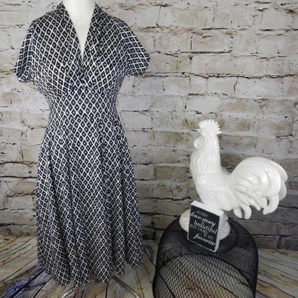 St John Collection Fit & Flare Midi Dress Black White Diamond Retro Party Silk 2